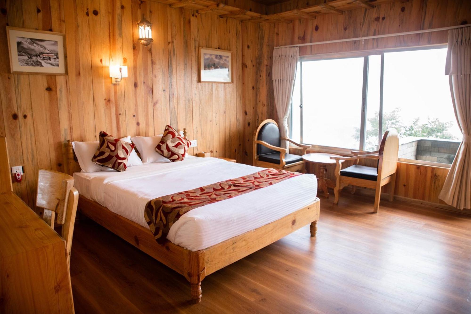 Himalayan Deurali Resort Покхара Екстер'єр фото
